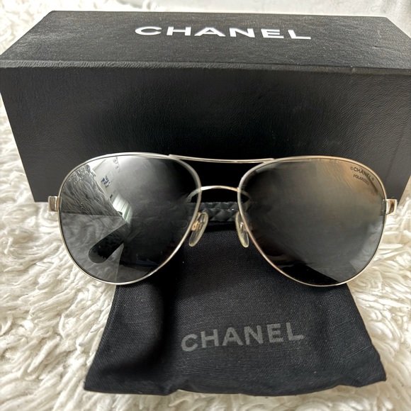 Authentic Chanel Aviator Pilot Polarized Sunglasses - Picture 2 of 3